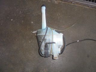 Δοχείο Υαλοκαθαριστήρων Με Μοτέρ για TOYOTA HI-ACE (2005-) QUANTUM | Kiparissis - The King Of Parts