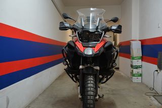 G1 - BMW nacionaliza a R 1200 GS e preço baixa para R$ 69.900