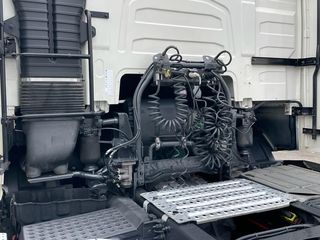 Volvo 2014 FH 13-500 4X2 / EURO 6-thumb-12