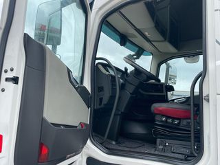 Volvo 2014 FH 13-500 4X2 / EURO 6-thumb-53