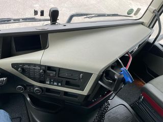 Volvo 2014 FH 13-500 4X2 / EURO 6-thumb-22