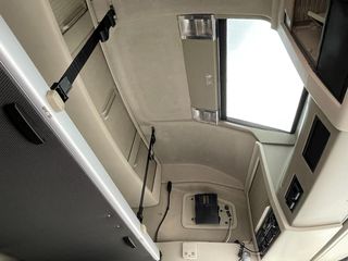 Volvo 2014 FH 13-500 4X2 / EURO 6-thumb-101