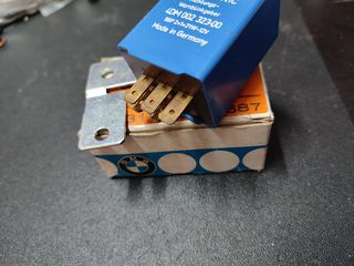 Ρελέ αλάρμ BMW E10 1502-2002-thumb-1