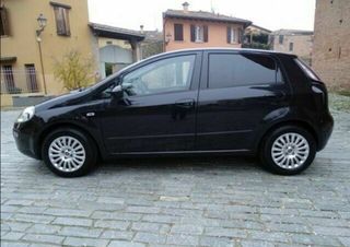 FIAT PUNTO EVO '12 ΓΙΑ ΑΝΤΑΛΛΑΚΤΙΚΑ. 