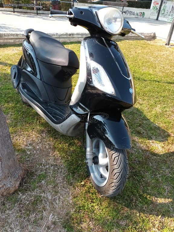 Car Gr Piaggio Fly T