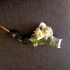 Διακόπτες -μαζι με κλειδι  για - TOYOTA AYRIS 2006-2012 MONT-thumb-5
