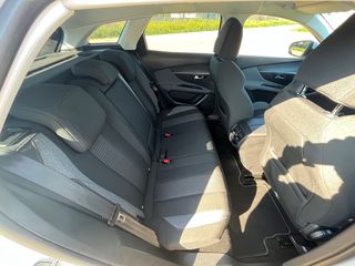Peugeot 3008 2019 1.5 BlueHDi 130  EAT8-thumb-24