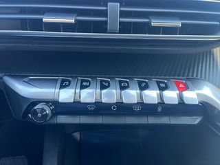 Peugeot 3008 2019 1.5 BlueHDi 130  EAT8-thumb-16