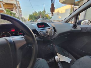 Ford Fiesta 2011 VAN ΕΠΑΓΓΕΛΜΑΤΙΚΟ-thumb-9