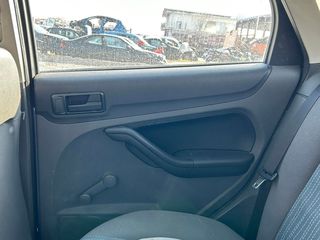 FORD FOCUS 2004-2008-thumb-15