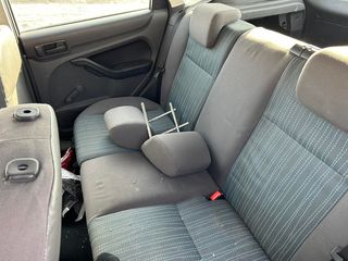 FORD FOCUS 2004-2008-thumb-17