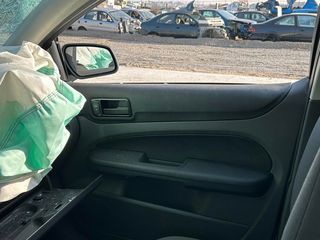 FORD FOCUS 2004-2008-thumb-16
