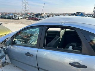 FORD FOCUS 2004-2008-thumb-6