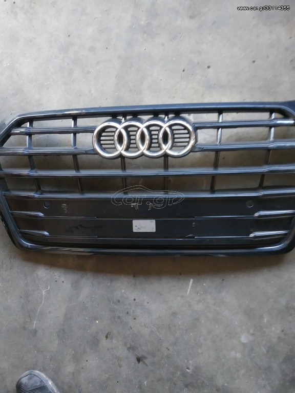 Μάσκα AUDI Q5 (8OA)