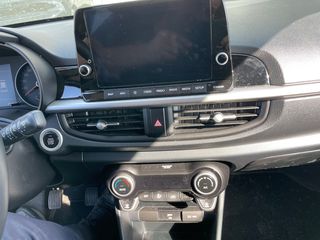 Kia Picanto 2021-thumb-3
