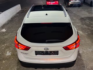 Nissan Qashqai 2015  1.6 dCi Tekna 4x4 Automatic-thumb-14