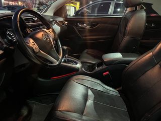 Nissan Qashqai 2015  1.6 dCi Tekna 4x4 Automatic-thumb-19