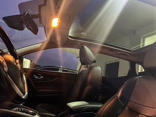 Nissan Qashqai 2015  1.6 dCi Tekna 4x4 Automatic-thumb-26