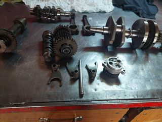 SUZUKI GSX 250-thumb-5