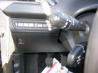 Peugeot 208 2016 1.0 PureTech 70  like-thumb-17