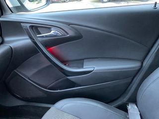 Opel Astra 2016 Sports Tourer 1.6 Turbo Sport-thumb-12