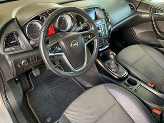Opel Astra 2016 Sports Tourer 1.6 Turbo Sport-thumb-29