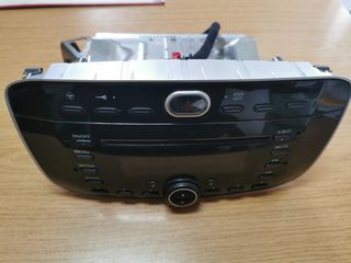 FIAT PUNTO EVO RADIO CD MP3. 