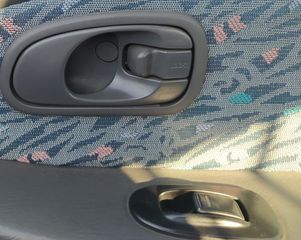 KIA SEPHIA χερούλια για πόρτες οδηγού σε συνοδηγού-thumb-2