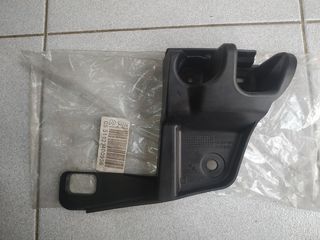 *Βάση προφυλακτήρα πίσω γωνία δεξιά BMW X3 E83