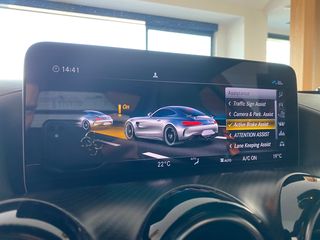 Mercedes-Benz AMG GT R 2019-thumb-92