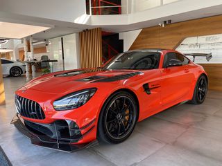 Mercedes-Benz AMG GT R 2019-thumb-2