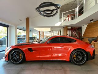 Mercedes-Benz AMG GT R 2019-thumb-3