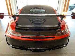 Mercedes-Benz AMG GT R 2019-thumb-6