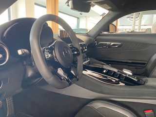 Mercedes-Benz AMG GT R 2019-thumb-24