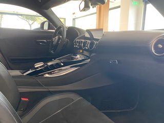 Mercedes-Benz AMG GT R 2019-thumb-30