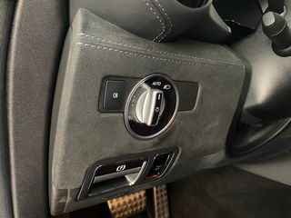 Mercedes-Benz AMG GT R 2019-thumb-31