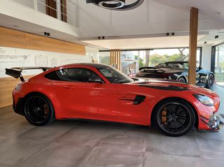 Mercedes-Benz AMG GT R 2019-thumb-10