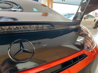 Mercedes-Benz AMG GT R 2019-thumb-114