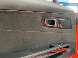 Mercedes-Benz AMG GT R 2019-thumb-16