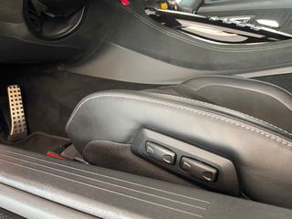Mercedes-Benz AMG GT R 2019-thumb-20