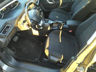 Peugeot 308 2016-thumb-13