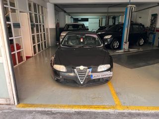 Alfa Romeo GT '06  2.0 16V JTS 16V Sportiva