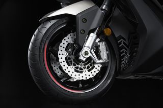 Kymco AK 550 2025 PREMIUM-thumb-4