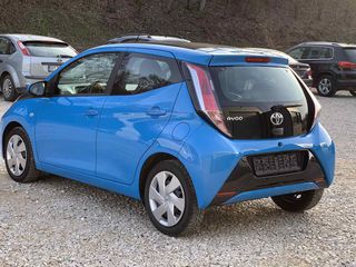Toyota Aygo 2017-thumb-5