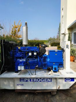 ΓΕΝΝΗΤΡΙΑ PERKINS 110KVA ΜΟΝΟ 52 ΩΡΕΣ ΛΕΙΤΟΥΡΓΙΑΣ