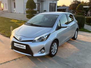 Toyota Yaris '13 1.5 Hybrid Lounge