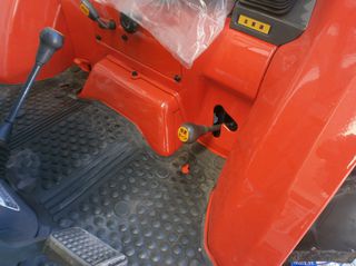 Αμπελουργικά Τρακτέρ Kubota 2007 GL 240-thumb-8