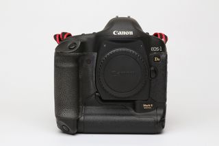 CANON EOS 1Ds MK2