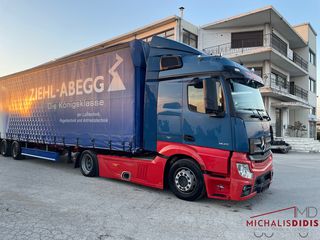 Mercedes-Benz 2014 1845-thumb-2