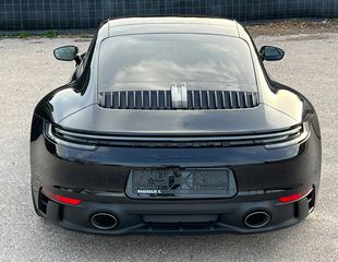 Porsche 911 2022 4 GTS-thumb-9